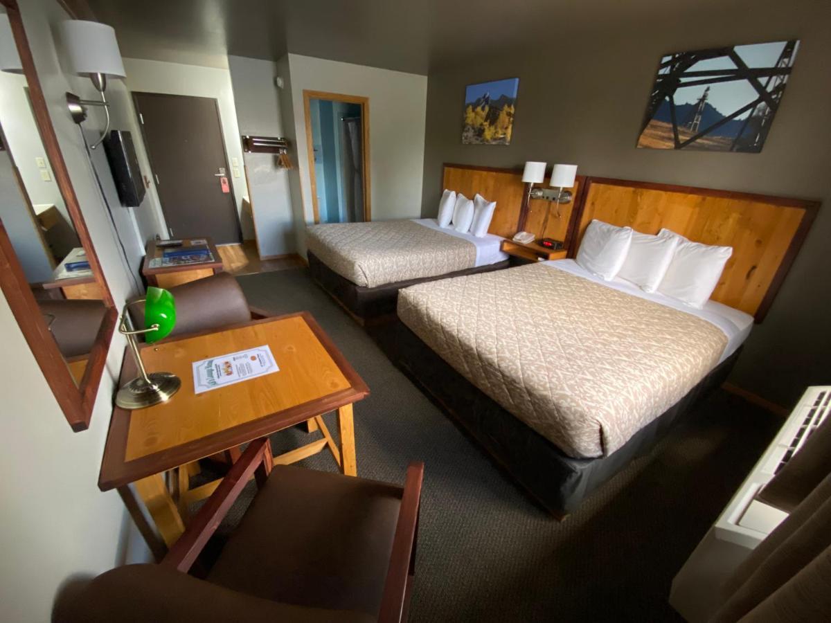 Rocker Hotel 2*